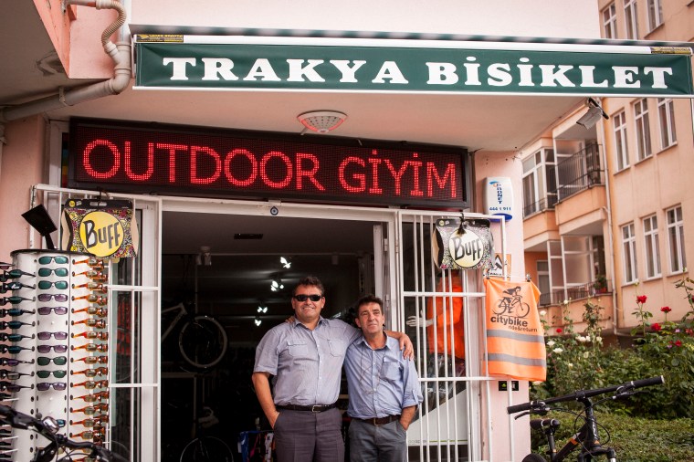 Tamer (left) and Engin (right) at trakya Bisiklet